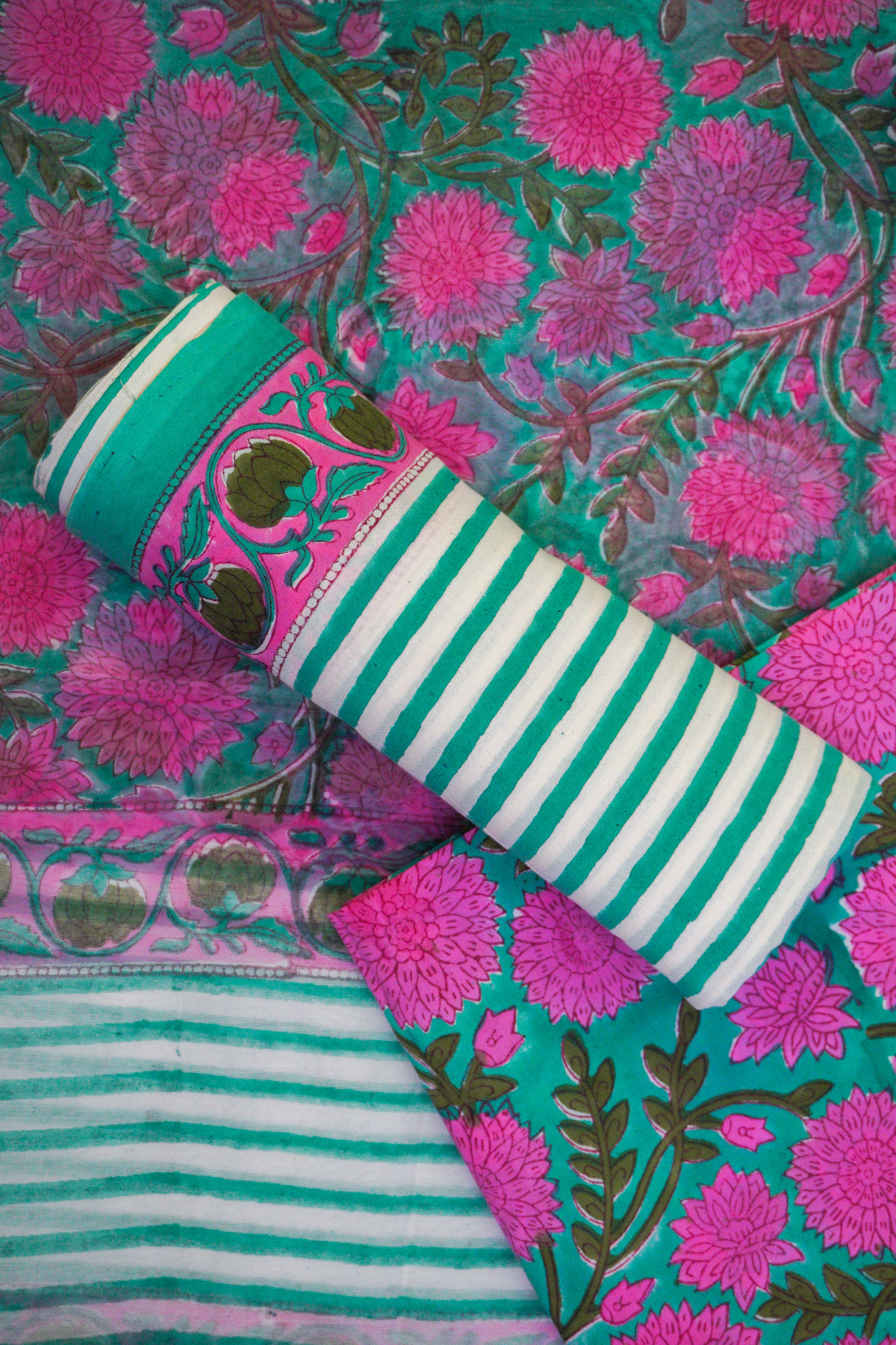 GREEN PINK