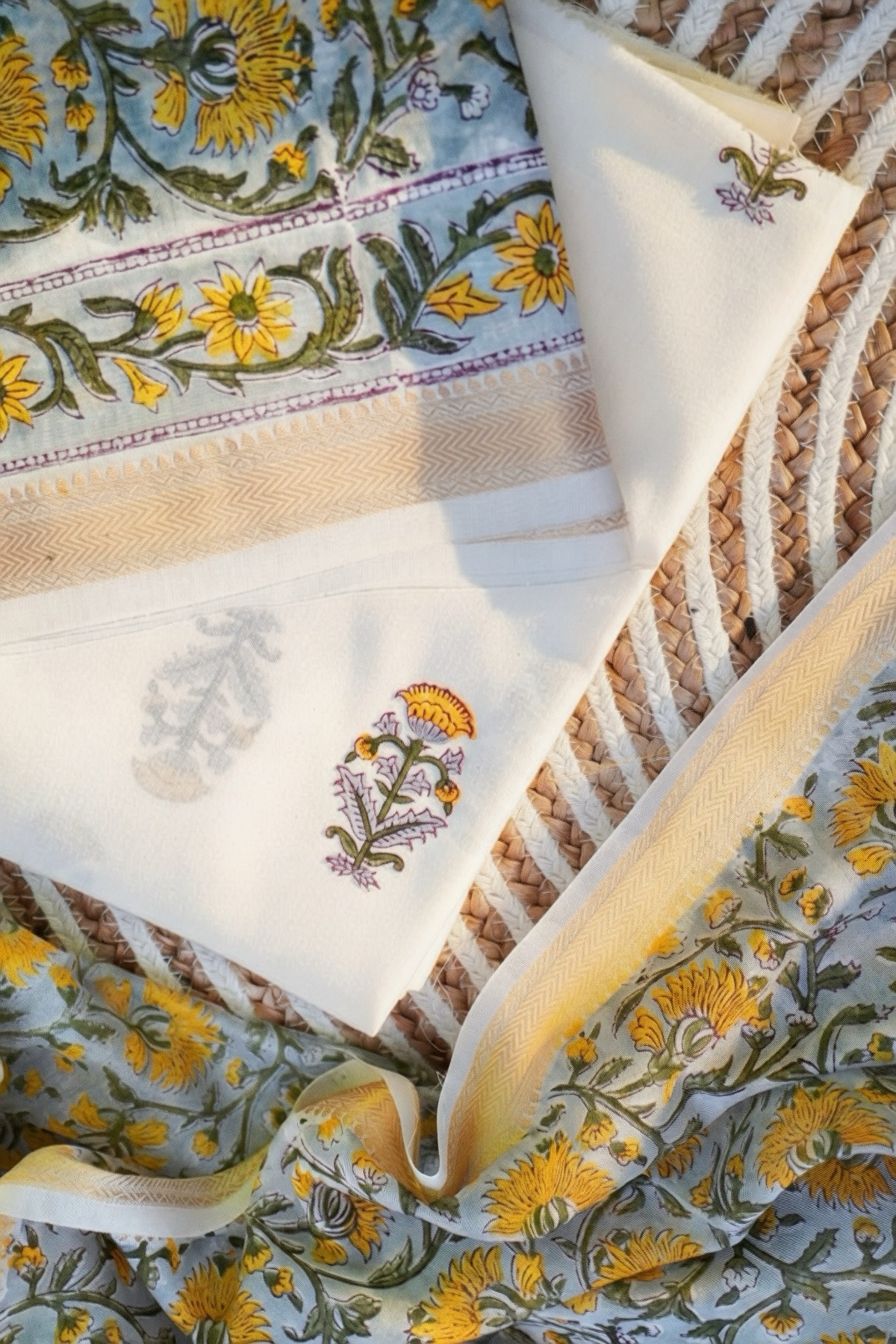 GREY CHANDERI