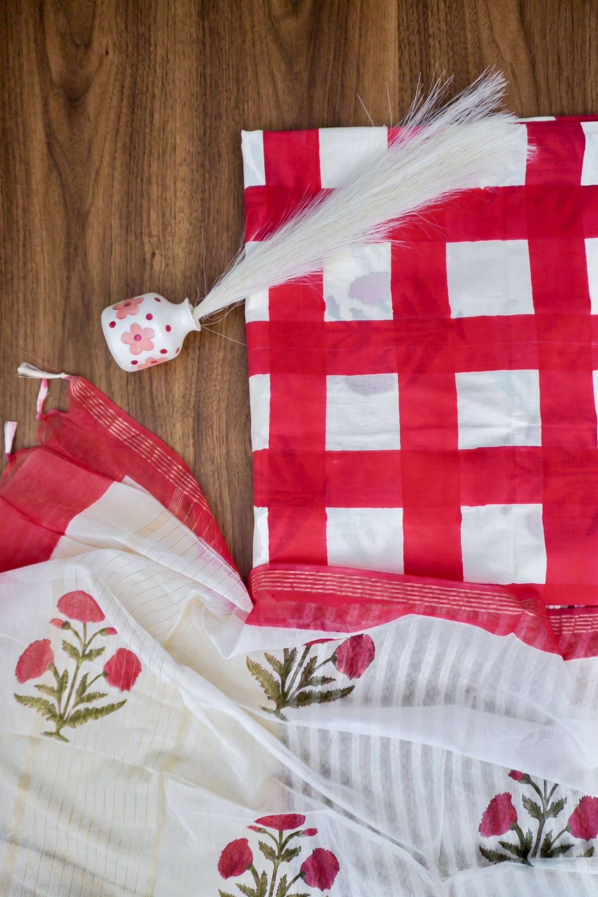RED CHECKED