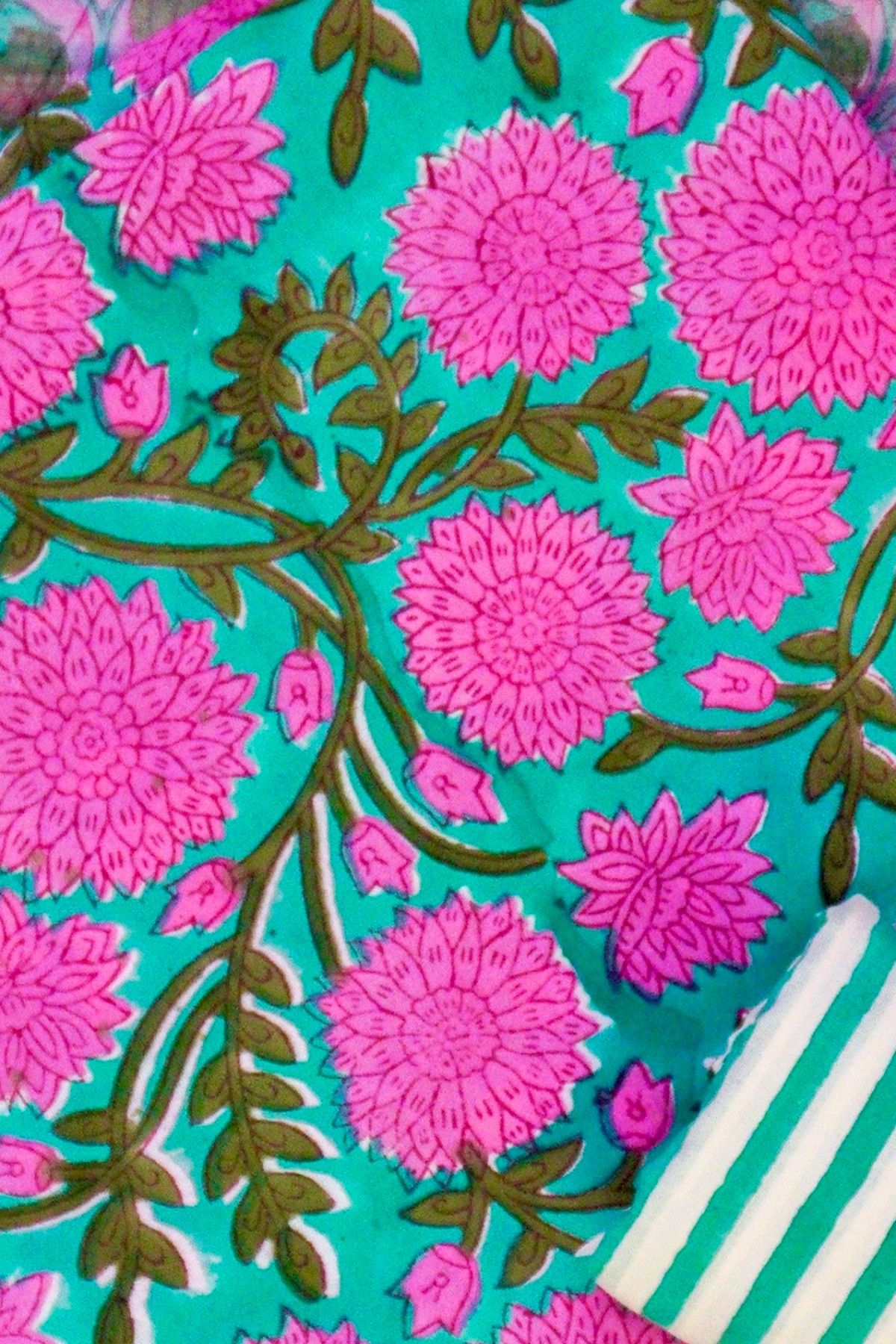 GREEN PINK