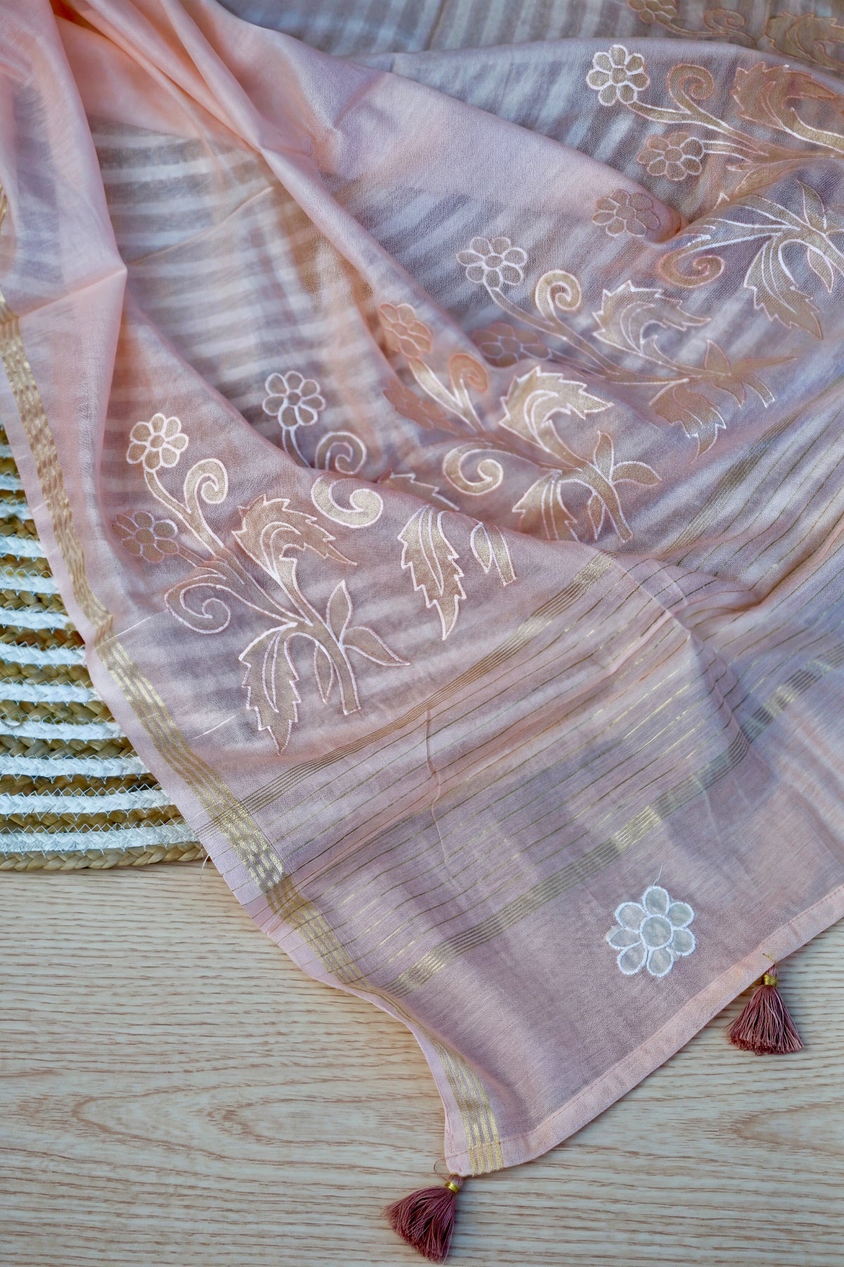 PEACH APPLIQUE